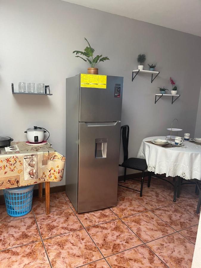 Ferienwohnung Relax In Downtown Alajuela 5 Min Near The Airport Exterior foto